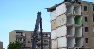 Демонтаж 5 этажного дома Мирный, цена от 3637 руб.