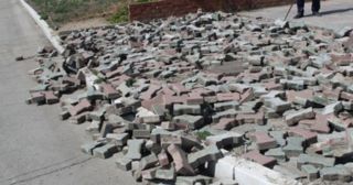 Демонтаж тротуарной плитки Мирный, цена от 2920 руб.